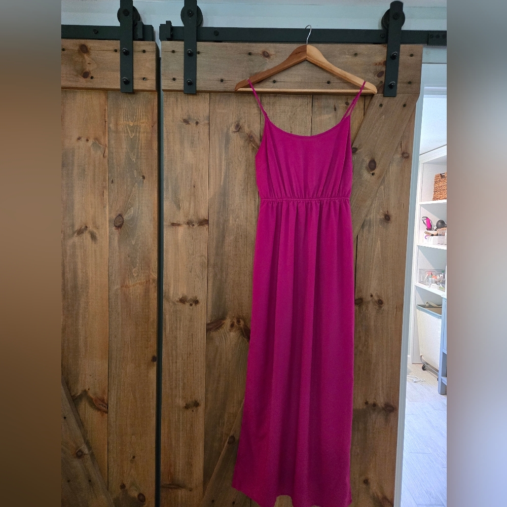 Elegant Pink Sleeveless Dress
